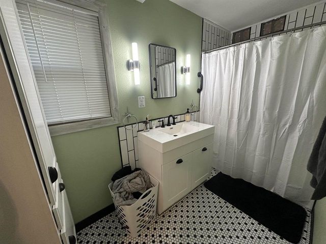 207 8th Street, Brodhead, WI 53520