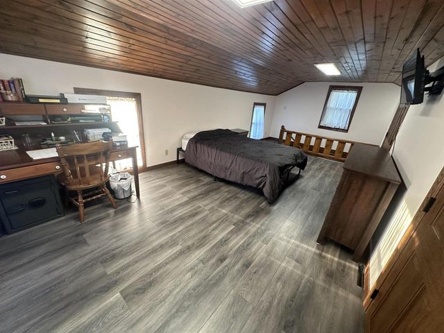 207 8th Street, Brodhead, WI 53520