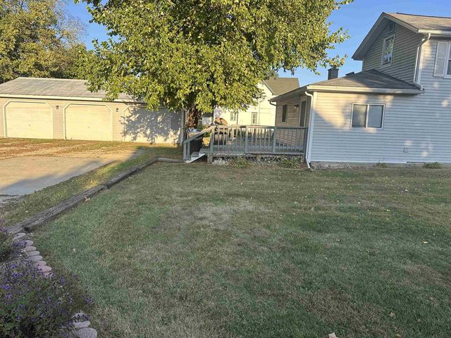 207 8th Street, Brodhead, WI 53520