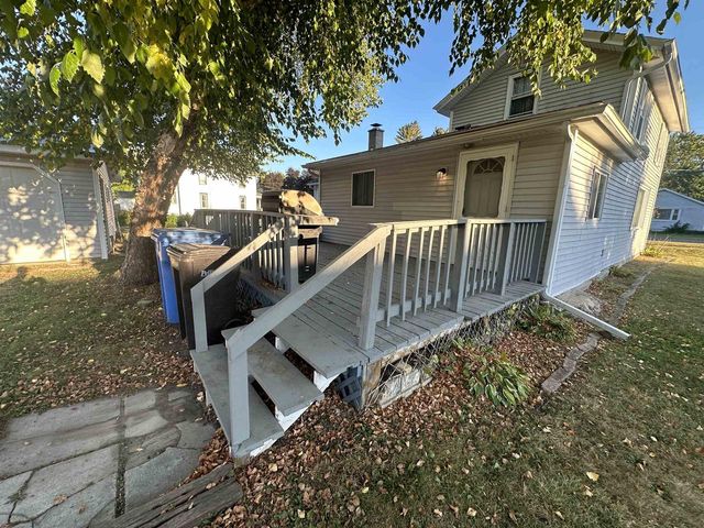 207 8th Street, Brodhead, WI 53520