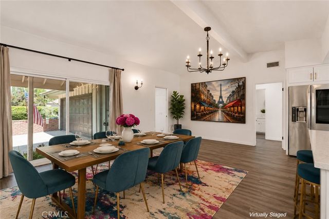 22388 Algunas Road, Woodland Hills, CA 91364