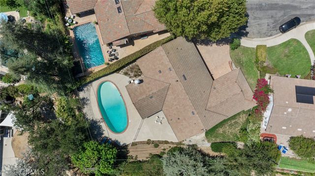 22388 Algunas Road, Woodland Hills, CA 91364