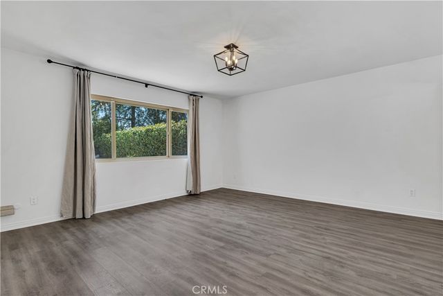 22388 Algunas Road, Woodland Hills, CA 91364