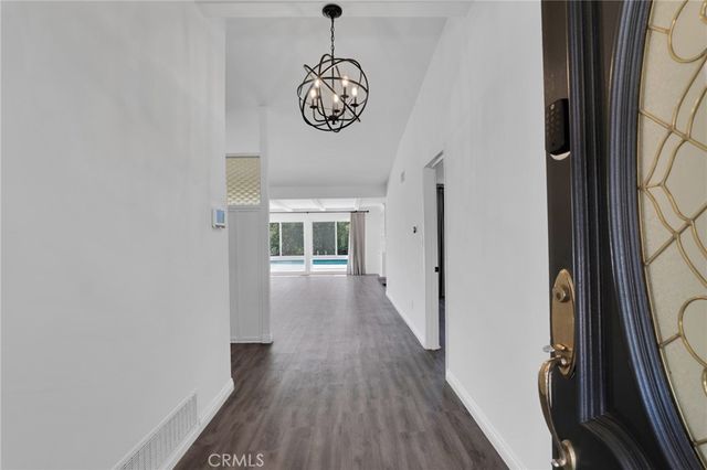 22388 Algunas Road, Woodland Hills, CA 91364