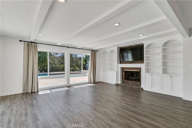 22388 Algunas Road, Woodland Hills, CA 91364