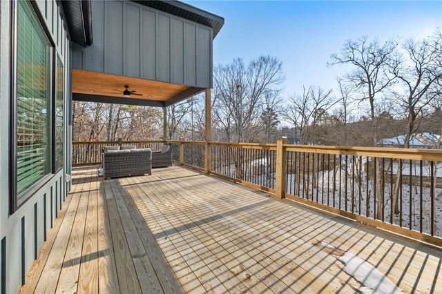 2 Helmsley Circle, Bella Vista, AR 72715