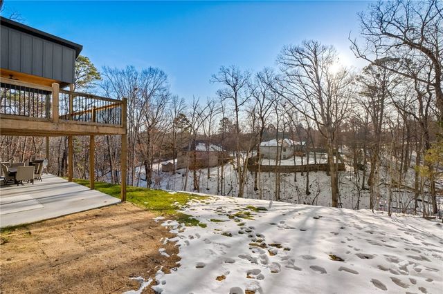 2 Helmsley Circle, Bella Vista, AR 72715