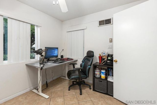 7425 Charmant 2801, San Diego, CA 92122