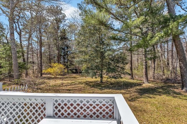 12 Snake Pond Rd, Sandwich, MA 02644