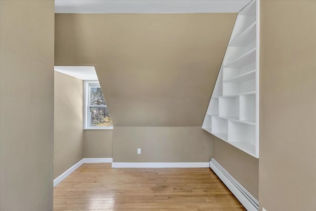 12 Snake Pond Rd, Sandwich, MA 02644