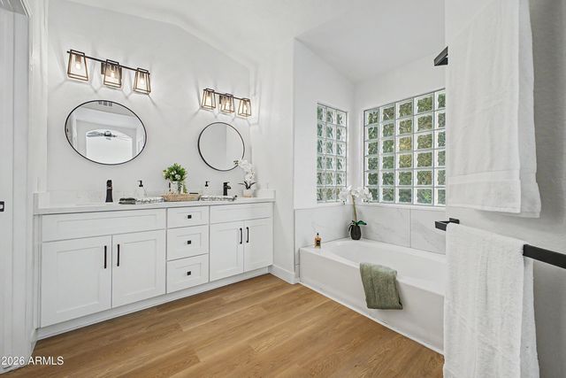 1752 E TREMAINE Avenue, Gilbert, AZ 85234