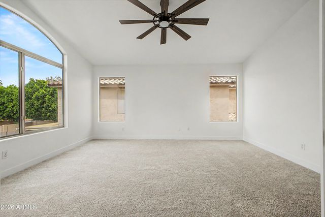 1752 E TREMAINE Avenue, Gilbert, AZ 85234