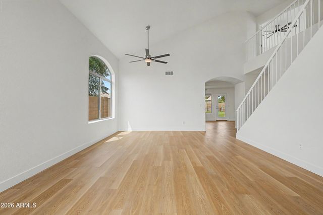 1752 E TREMAINE Avenue, Gilbert, AZ 85234