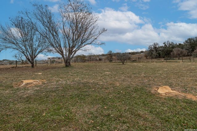 148 Woodcreek, La Vernia, TX 78121