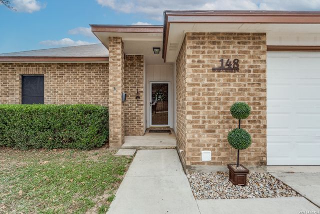 148 Woodcreek, La Vernia, TX 78121