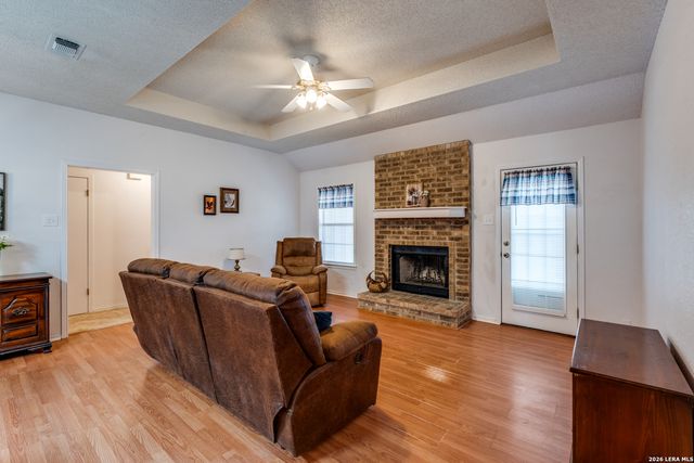 148 Woodcreek, La Vernia, TX 78121