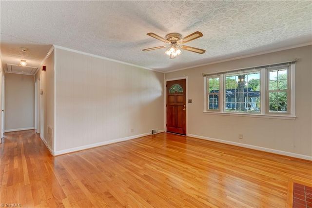 1106 Walnut Street, Reidsville, NC 27320