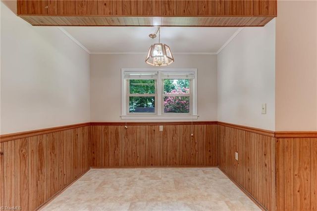1106 Walnut Street, Reidsville, NC 27320