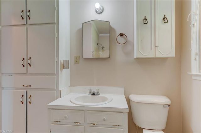 1106 Walnut Street, Reidsville, NC 27320