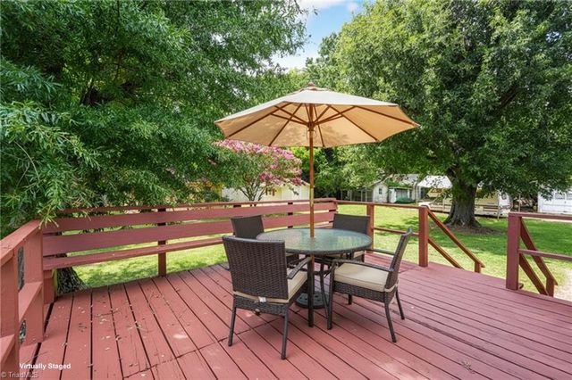 1106 Walnut Street, Reidsville, NC 27320