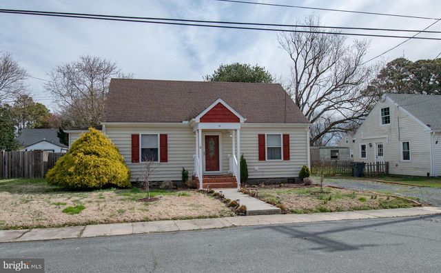 9 OAK ST, Cambridge, MD 21613