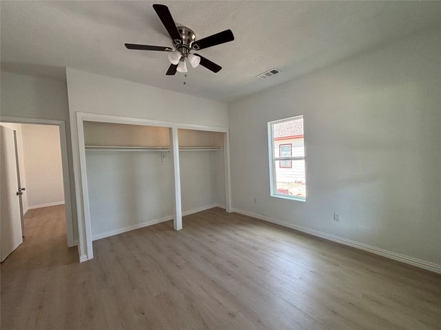 1815 Leath Street, Dallas, TX 75212