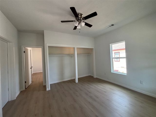 1815 Leath Street, Dallas, TX 75212