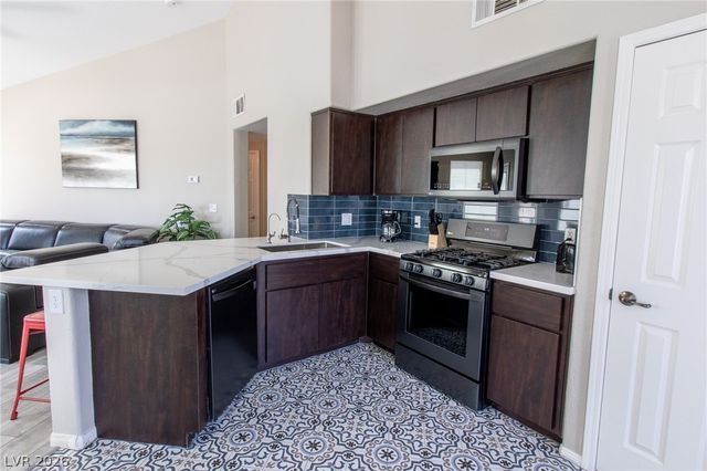 10550 West Alexander Road 2068, Las Vegas, NV 89129