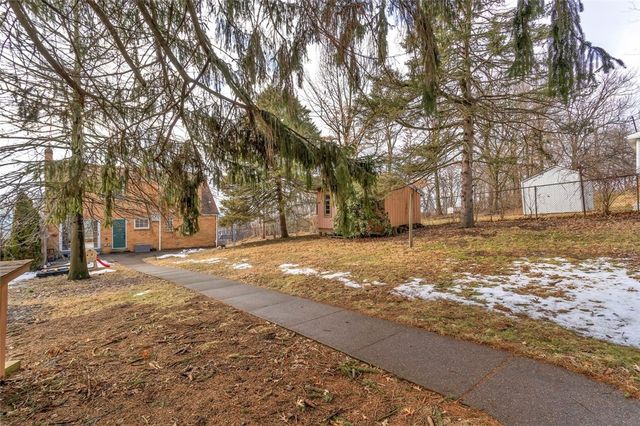 8020 Lloyd Ave, Swissvale, PA 15218