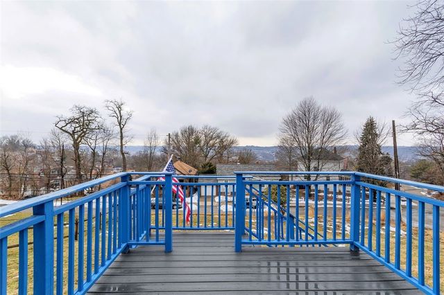 8020 Lloyd Ave, Swissvale, PA 15218