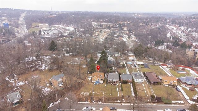 8020 Lloyd Ave, Swissvale, PA 15218