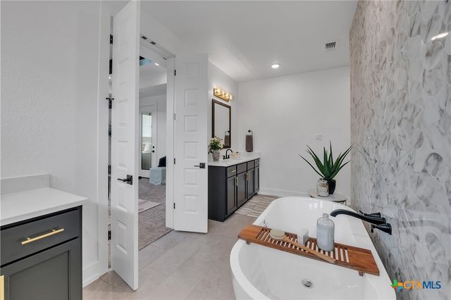3062 Bella Vita Drive, Nolanville, TX 76559