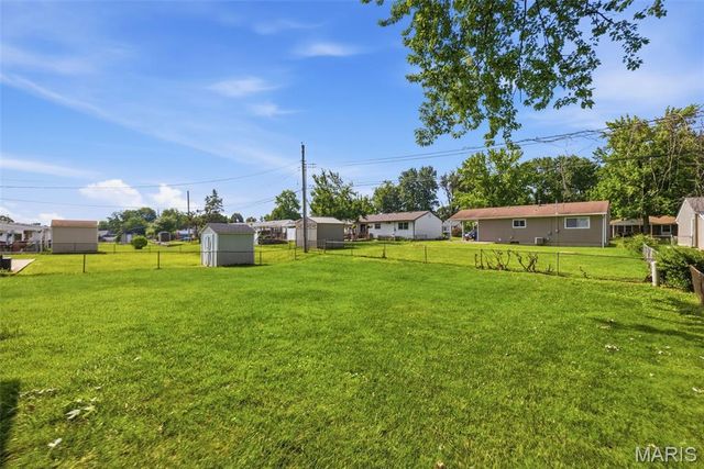 3255 Ipswich Lane, St Charles, MO 63301