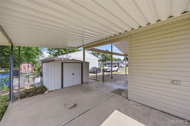 3255 Ipswich Lane, St Charles, MO 63301