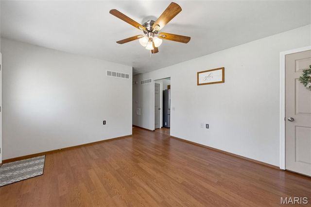 3255 Ipswich Lane, St Charles, MO 63301