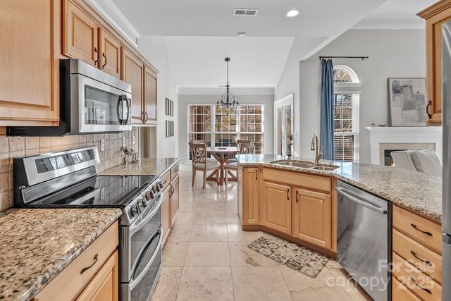 7638 Sedgebrook Drive E, Stanley, NC 28164