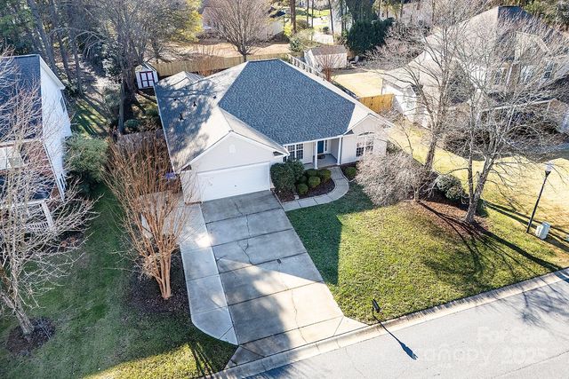 7638 Sedgebrook Drive E, Stanley, NC 28164