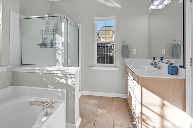 7638 Sedgebrook Drive E, Stanley, NC 28164