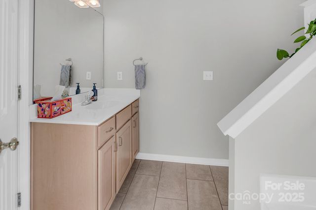 7638 Sedgebrook Drive E, Stanley, NC 28164