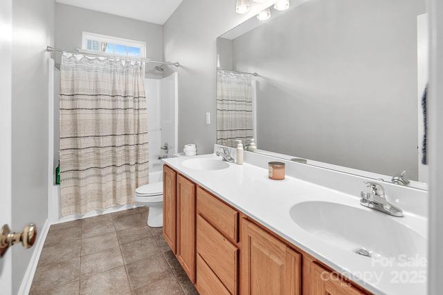 7638 Sedgebrook Drive E, Stanley, NC 28164