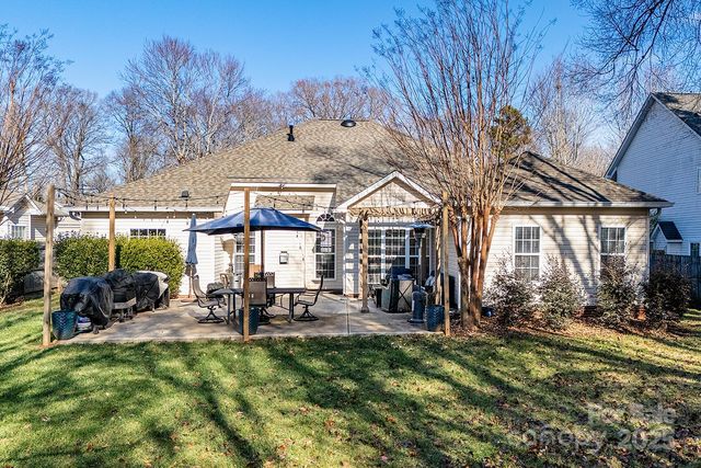 7638 Sedgebrook Drive E, Stanley, NC 28164