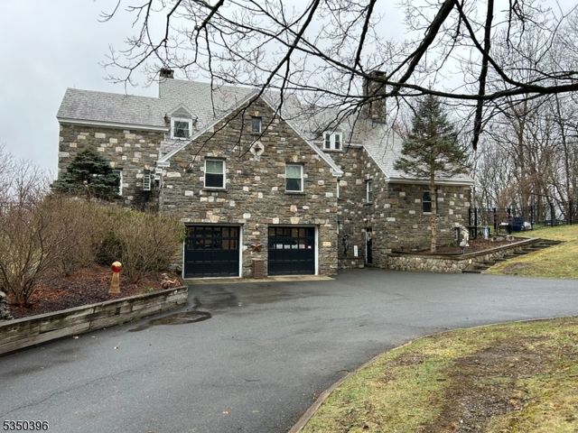30 Ramsey Rd, Wantage Twp., NJ 07461