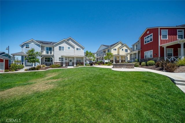 1225 Sponza Dr 1, San Luis Obispo, CA 93401