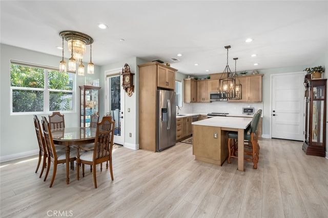 1225 Sponza Dr 1, San Luis Obispo, CA 93401