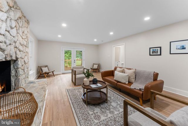 3211 BARNES SPRING TER, Midlothian, VA 23112