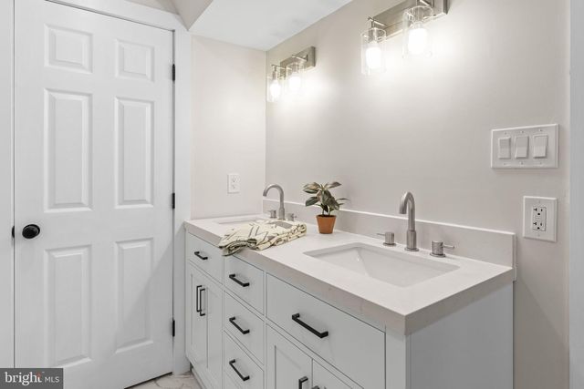 3211 BARNES SPRING TER, Midlothian, VA 23112