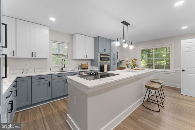 3211 BARNES SPRING TER, Midlothian, VA 23112