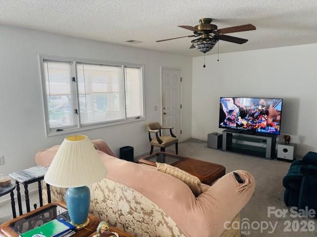 200 Dartcrest Drive, Hendersonville, NC 28792