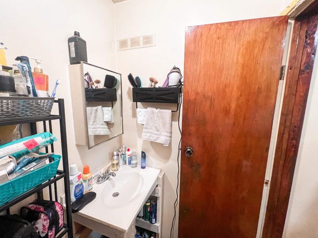 486 WATER VIEW LOOP, Savannah, TN 38372