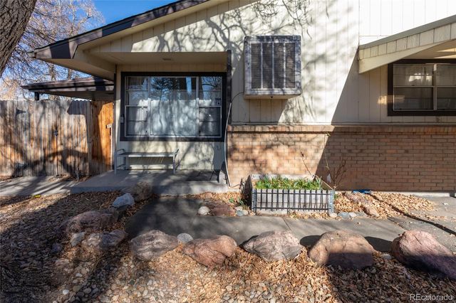 4 Nome Way D, Aurora, CO 80012